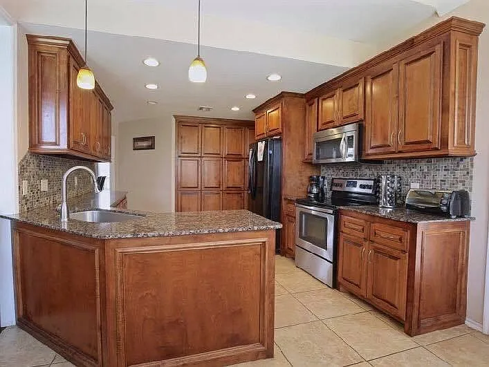 Large Kitchen