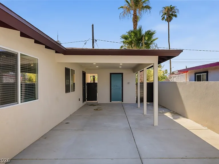 1800 8th Pl — Photo 62