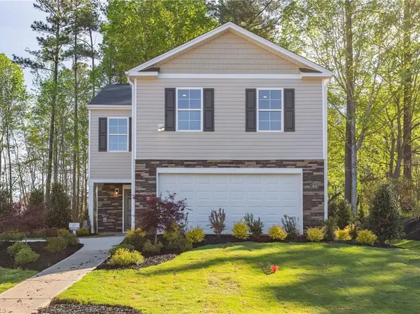 3025 Egert Dr, Haw River, NC 27258