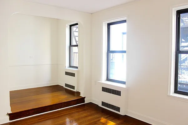 Rented by Compass | media 6