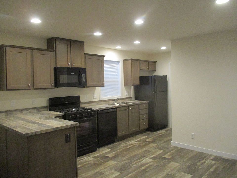 2nd image of 8431 Mimi St #403