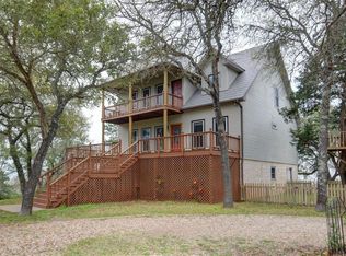 228 Ann Powell Rd, Smithville, TX 78957
