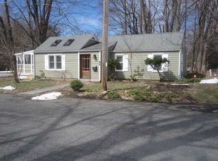 64 Violet Pl, Rhinebeck, NY 12572