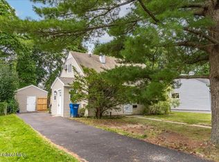 66 Keeler Dr, Albany, NY 12208