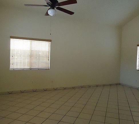 4th image of 411 Vaquero Trl