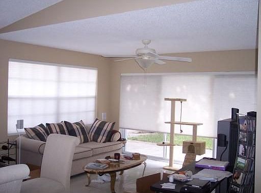 3rd image of 4108 Old Oak Dr