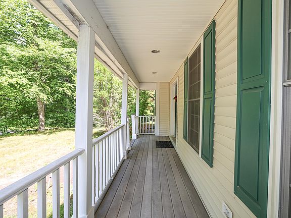 4th image of 89 Seaverns Bridge Road