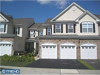 1st image of 13 Brecknock Ct