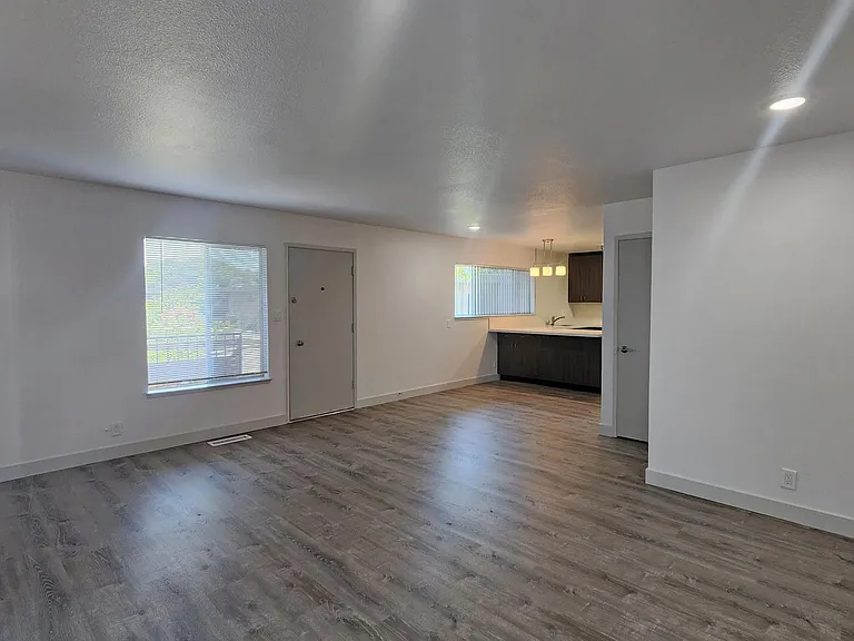 5994 Lake Crest Way #15 — Photo 11