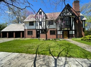 2558 Fairmount Blvd, Cleveland Heights, OH