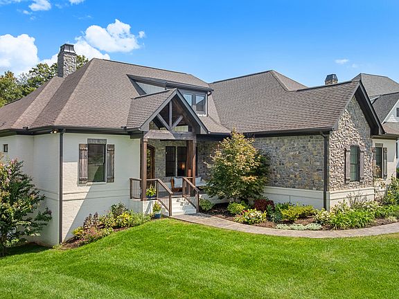 2nd image of 12460 Ivy Lake Dr
