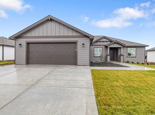 10518 Danube Dr, Pasco, WA 99301