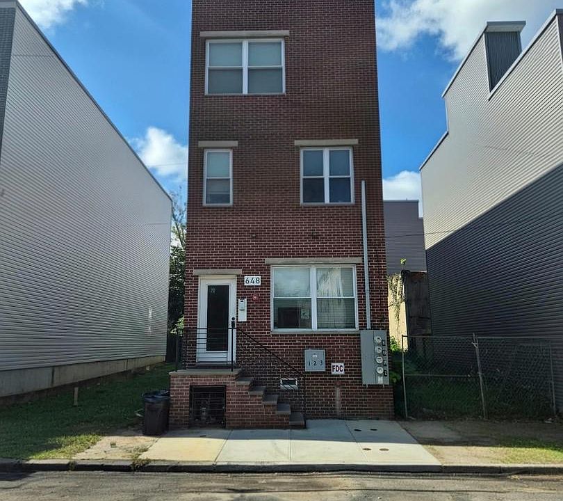 1st image of 648 N 38th St
