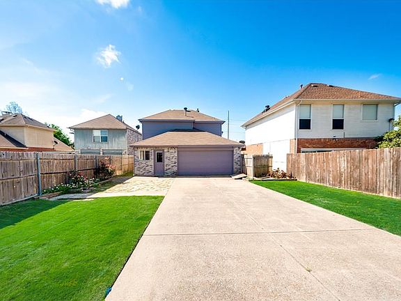 2nd image of 1305 Copper Meadow Dr