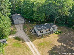 1500-18 Mile Rd NE, Cedar Springs, MI 49319