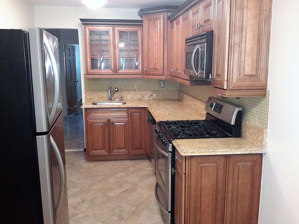1st image of 619 E 82nd St