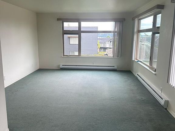 4th image of 909 Market St APT 1