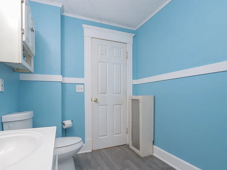 208 Prospect St #2 — Photo 44