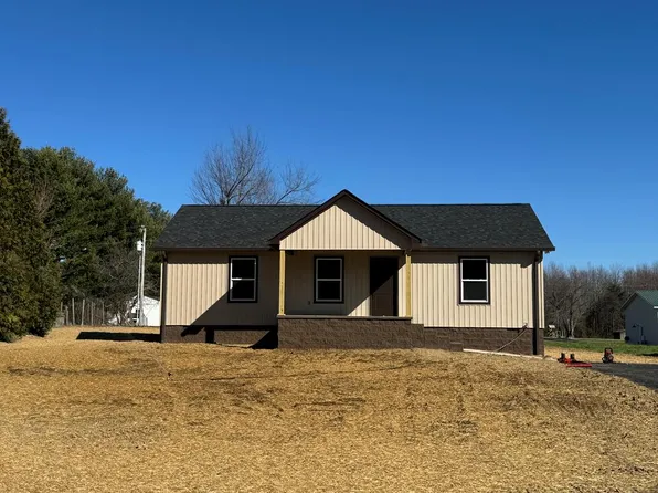240 Austin Cir, Livingston, TN 38570