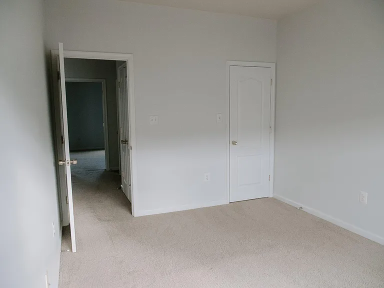 110 Quinton Oaks Cir — Photo 29