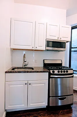 Rented by Voro, LLC | media 3