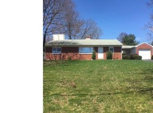 407 Moyer Rd, Pottstown, PA 19464