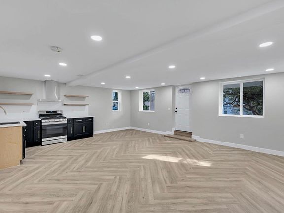 5th image of 1223 N Avenue 45 #A