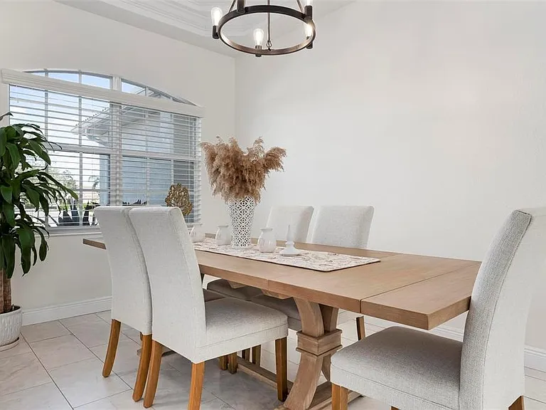 404 Golden Harbour Trl — Photo 10