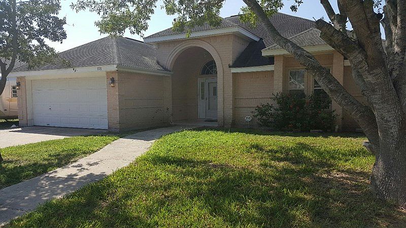 1st image of 878 Quail Hollow Dr