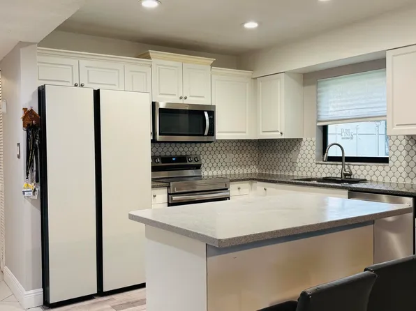 9521 Boca Cove Circle #505, Boca Raton, FL 33428
