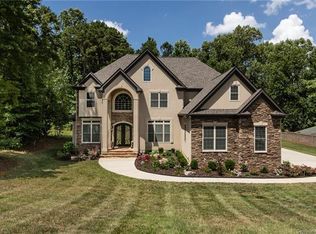 15111 Davis Trace Dr, Mint Hill, NC 28227