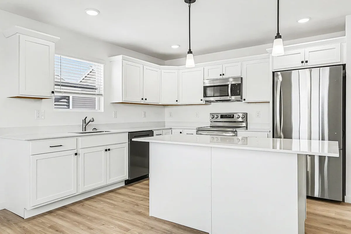 Building Photo - 1851 Kingfisher Cir