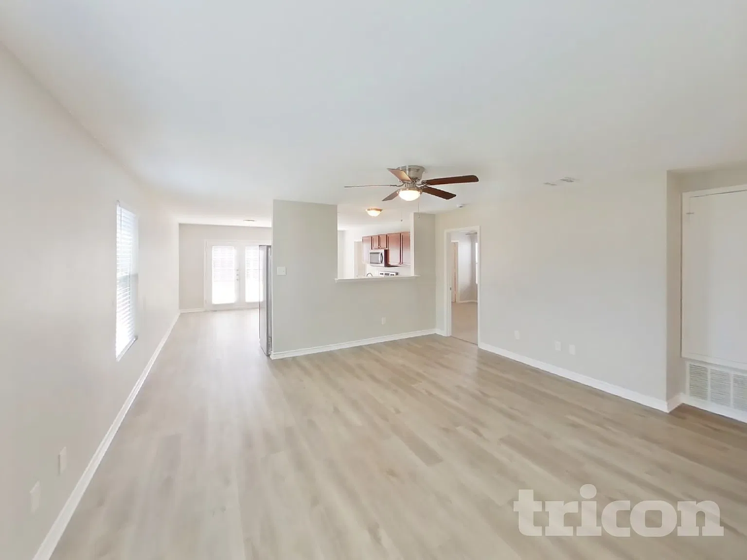 1816 Vineridge Lane Burleson TX — Photo 3