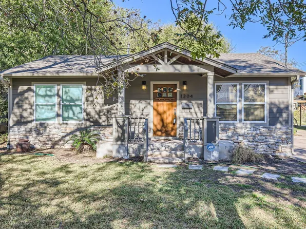 1204 W Saint Johns Ave, Austin, TX 78757