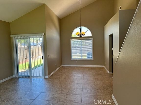 3rd image of 25586 Dorval Ct