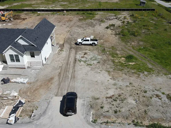 1197 Castle Rd, Sunshine Coast, BC V0N 1V5