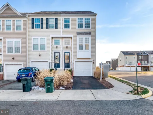 8393 Scotland Loop, Manassas, VA 20109