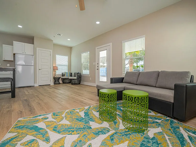 109 Mirage Ln — Photo 13