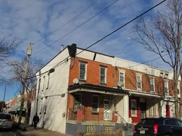 5835 Arch St, Philadelphia, PA 19139