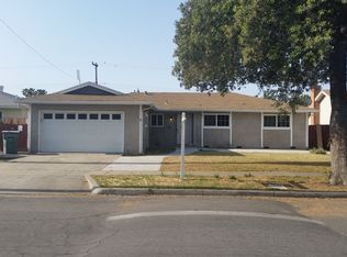 4884 E San Gabriel Ave, Fresno, CA 93726