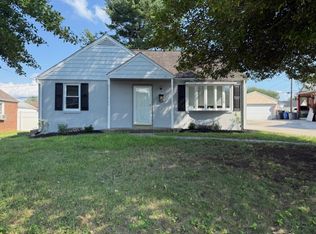 33 Fairview Rd, Broomall, PA 19008