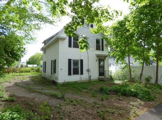 34 Holyoke St, Brewer, ME 04412