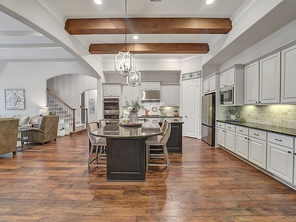 5th image of 615 Cypress Creek Lane