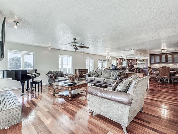 4th image of 204 Morning Star Rd