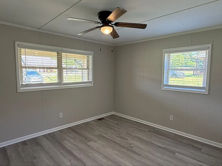 1771 River Rd — Photo 9