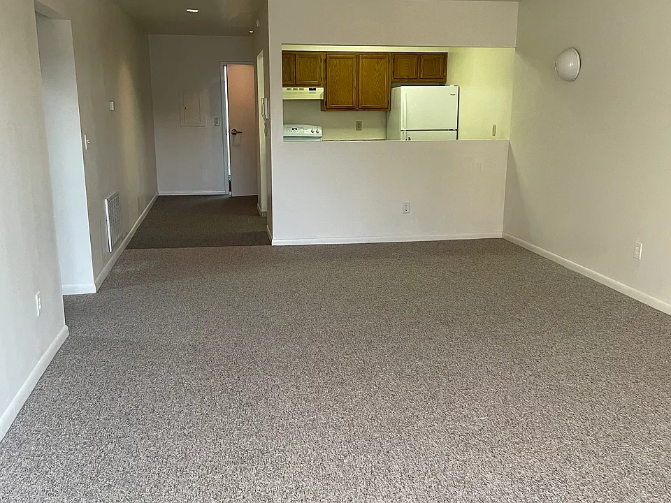 205 Remsen St #1
