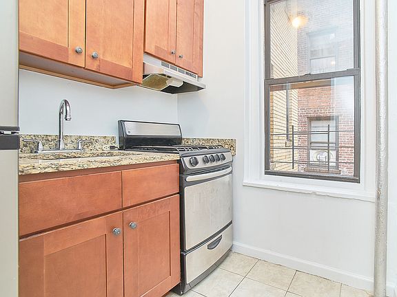 2nd image of 3737 88th St APT E4