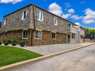 370 Villabrook Dr #1, Bourbonnais, IL 60914