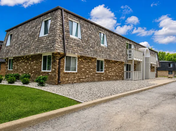 370 Villabrook Dr #1, Bourbonnais, IL 60914