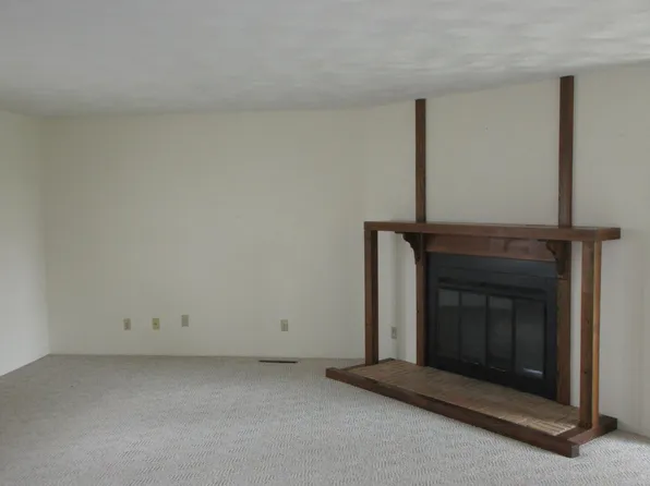 610 W Oak St, Colby, KS 67701
